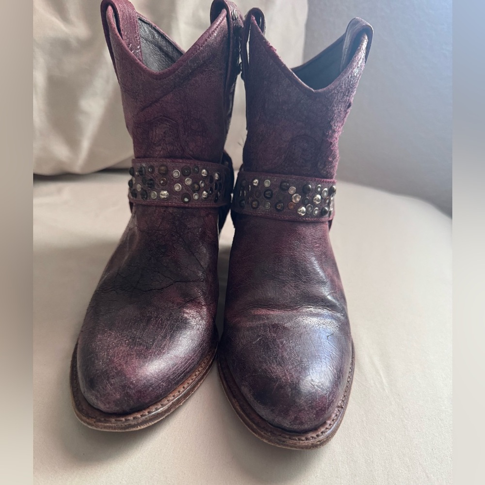 Frye Deborah Short Studded boot - Picture 2 of 8